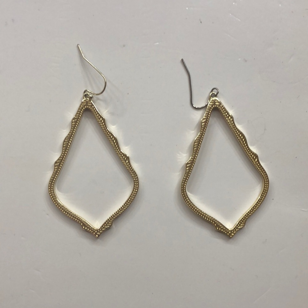 Kendra Scott earrings